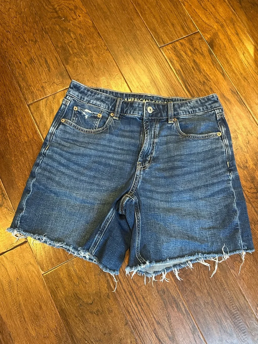 AE Low-Rise Dreamy Drape Baggy Jort